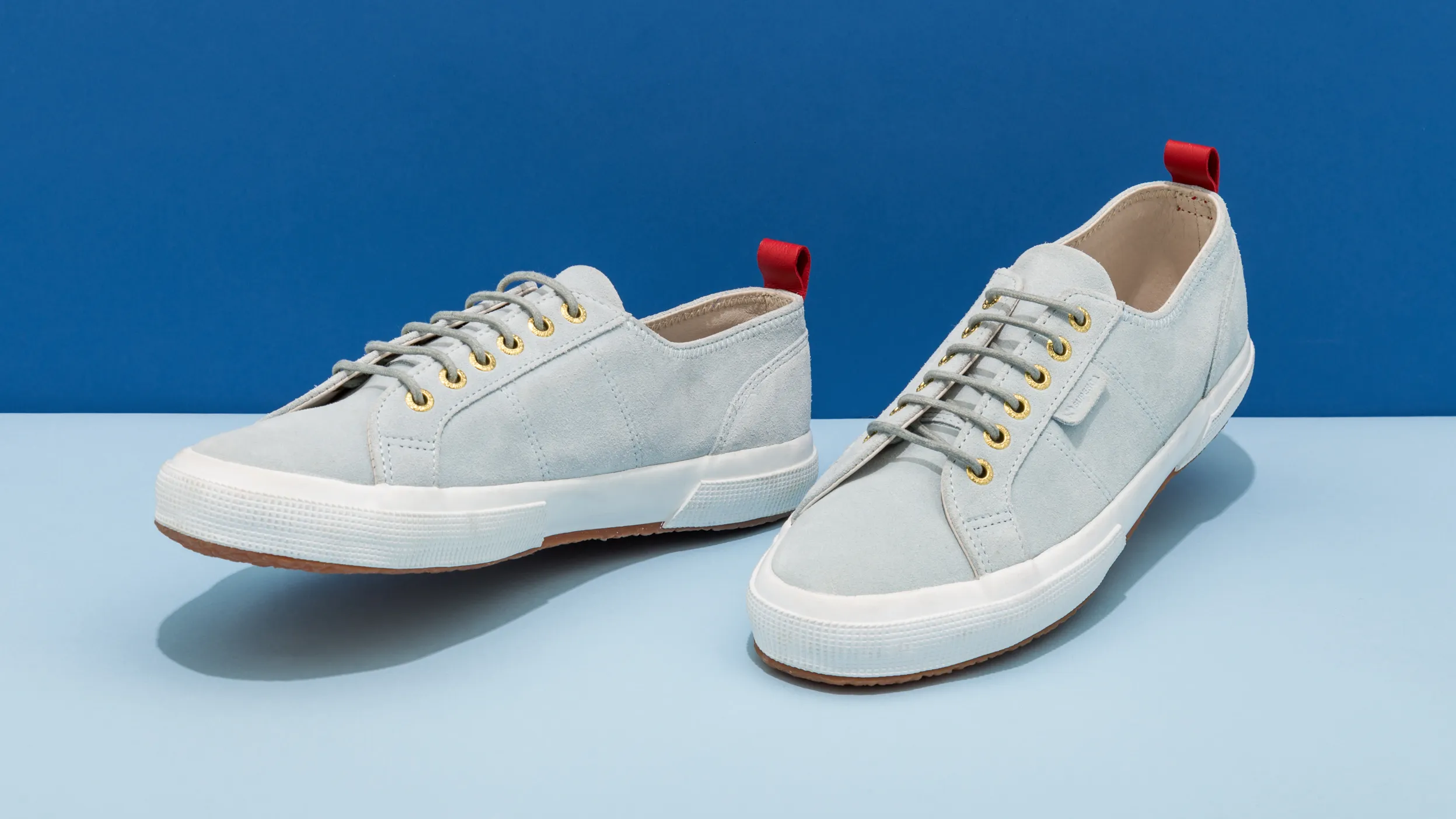 deltoroshoes.com